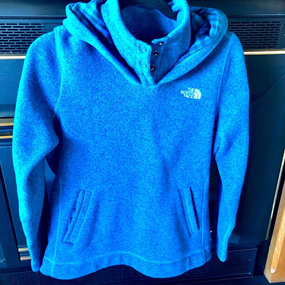 Vintage original The North Face Women’s Carbondale ¼ Snap Fleece w/hood pullover